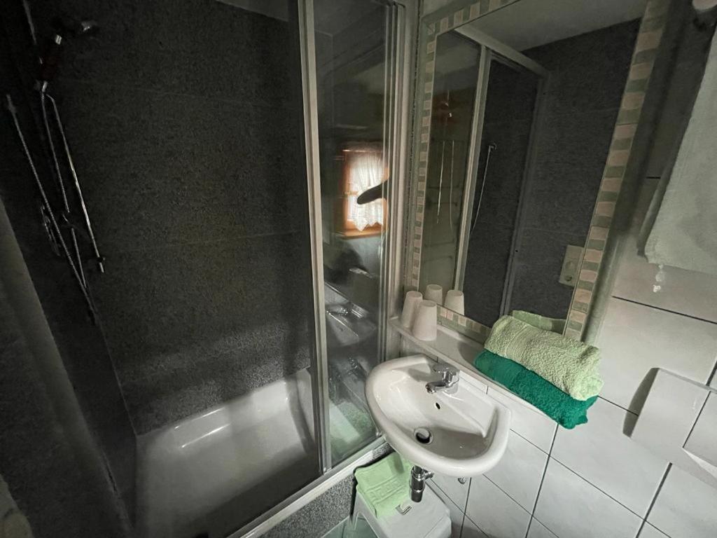 Neudegghof Apartman Eben Im Pongau Szoba fotó